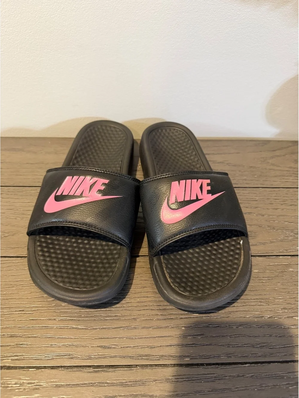 Nike black slide